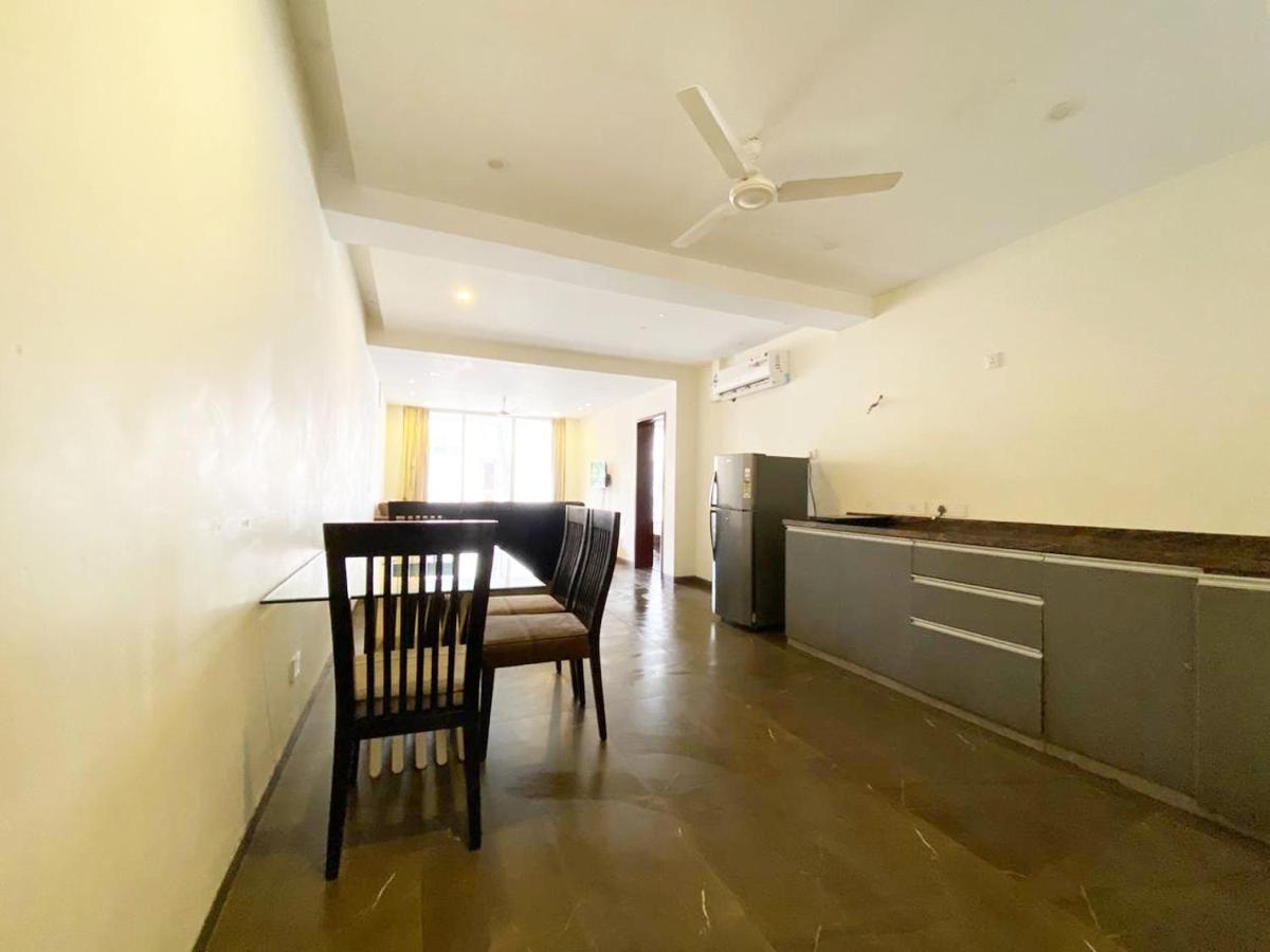 Aarju Luxurious Wave Apartment Calangute Luaran gambar