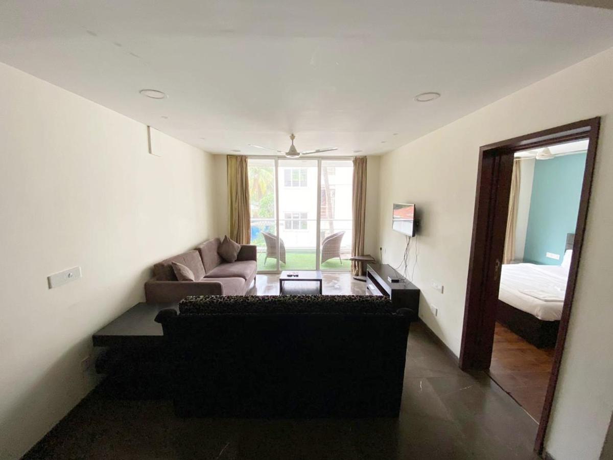 Aarju Luxurious Wave Apartment Calangute Luaran gambar