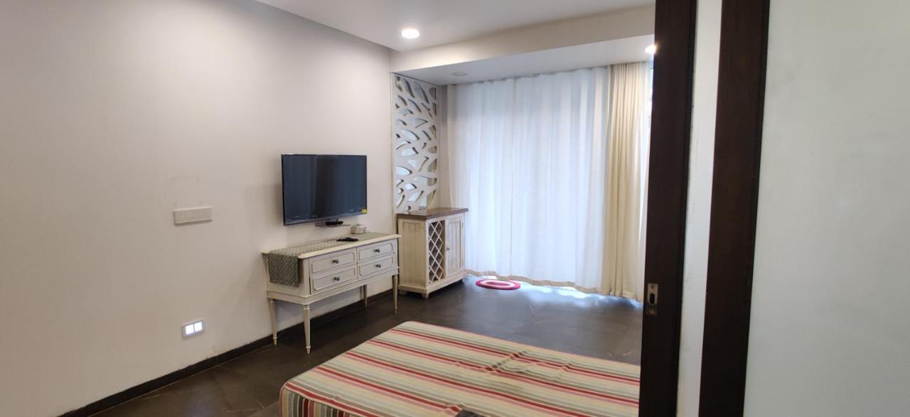 Aarju Luxurious Wave Apartment Calangute Luaran gambar