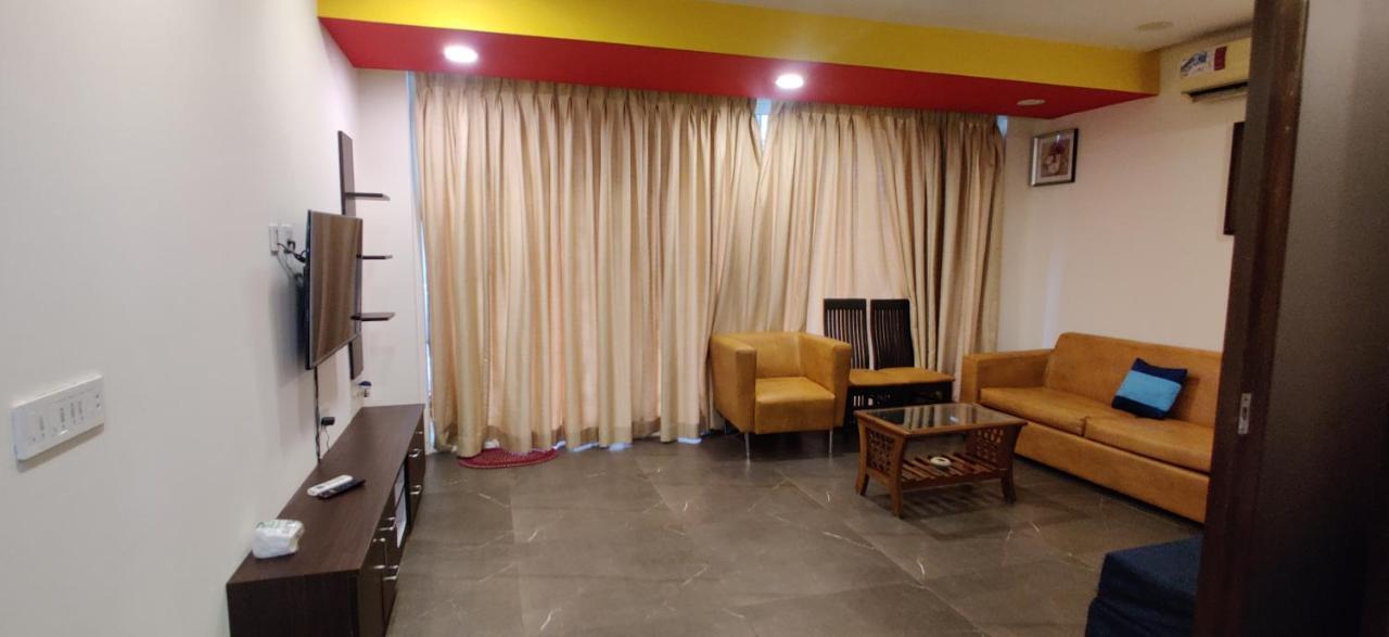 Aarju Luxurious Wave Apartment Calangute Luaran gambar