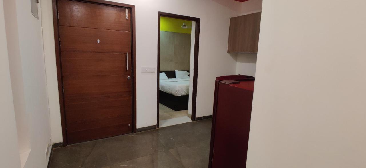 Aarju Luxurious Wave Apartment Calangute Luaran gambar