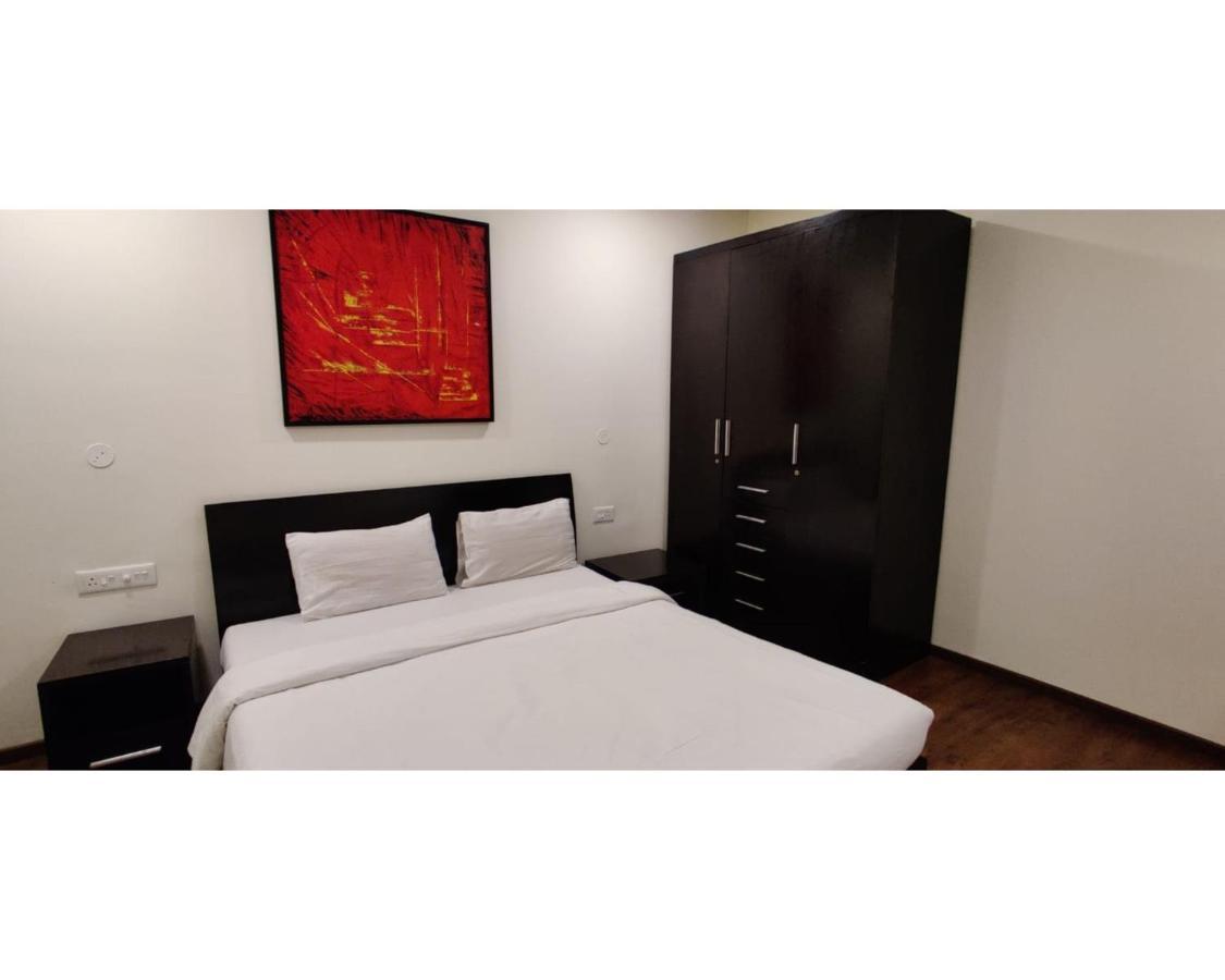 Aarju Luxurious Wave Apartment Calangute Luaran gambar