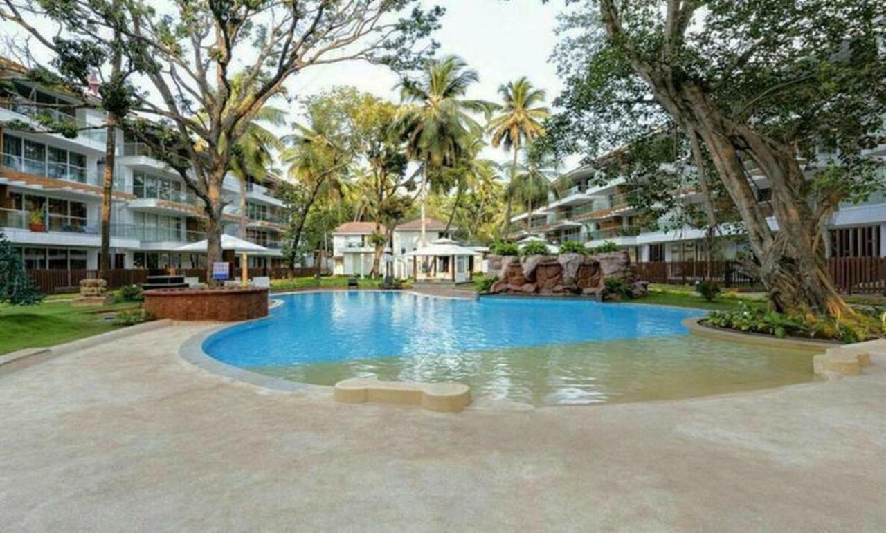 Aarju Luxurious Wave Apartment Calangute Luaran gambar